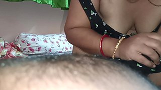Cuckold Husband Wife After Fucking Cum Eating Husband in Her Pussy