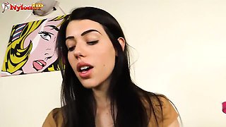 Insatiable Petra and Una - dialoghi italiano trailer - Nylon Up
