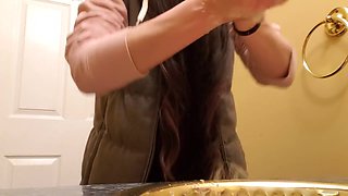 Fingering My Asshole While I Piss At The Thai Restaurant