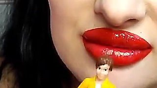 Big Red Lips Giantess
