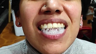 Quickie! Cum Mouthful, Cumplay and Swallow!