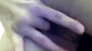 Thai Girl Pussy Play on Webcam