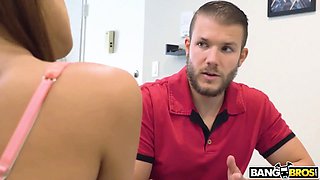 BANGBROS - Codey Steele Fucks His Step Sister Vanna Bardot During Covid Pandemic Quarantine