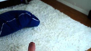 Sexynympho webcam model uses toy on clit to masturbate