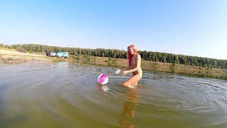 I play ball in the lake!