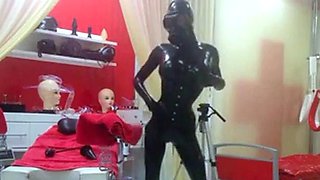 Kylies Latex Webcam Show BDSM Fun im Studio