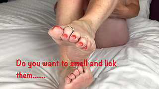 Mrs Mature Feet Really Needing Someone to Massage and Oil Her Feet.