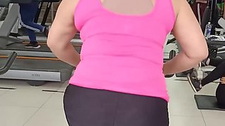 Watching My Boss's Wife At The Gym, I'm Going To Her House To Nail Her Like She Deserves, She Got Her Cunt And Ass Waxed