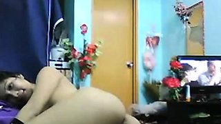 Sexy Filipina Cat Julia on Webcam