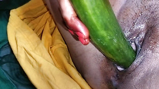 Bangladeshi woman masturbates herself in husband's toilet