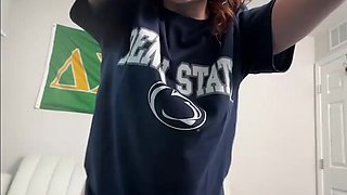 Red-haired student gets fucked by a dude in her room in her mouth and pussy