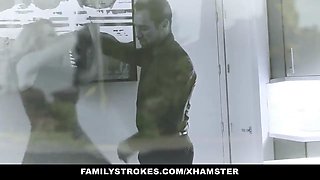 Familystrokes - super-sexy teenage zoe loves her stepdads dick