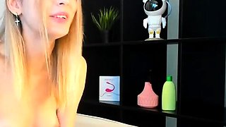blonde teen pregnant girl has her pussy masturbated