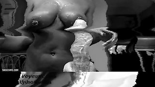 CB Titjob N22