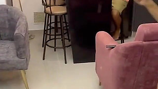 Mi Pequena Hermanastra Me Invita a Hacer Ejercicio Para Follarme Y Tragarse Mi Leche