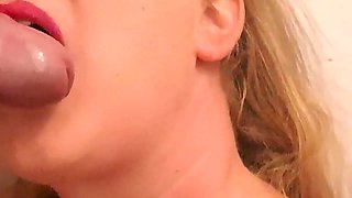 Close-up Blowjob and Oral Creampie