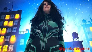 Hela Giantess Rampage