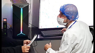 Patient on the examination table with Gynecologist