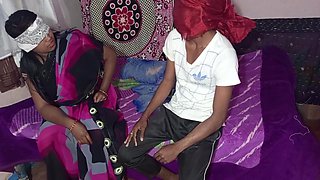 Savitri Bhabhi Pati Ke Kaam Par Jane Ke Baad Bhanje Se Chudi - Xxx Aunt Sex
