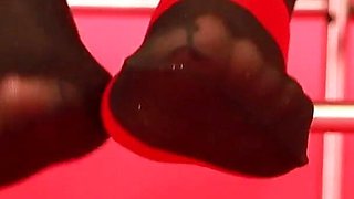 Clogs & Opaque Tights - Footplay Contrast