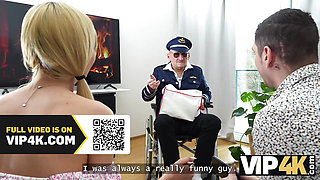 VIP4K. I pressed the button and sucked his cock!