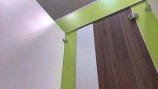 holly_play in a mall toilet
