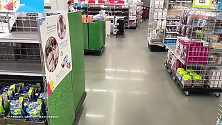 Amwednesday - Chains In Shop