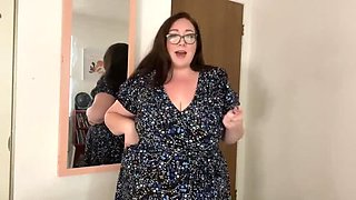 Step Mom Fucks In Tiny Bikini - CuteJayne Big Tits MILF