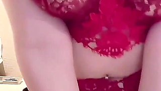 A Big, Sexy Red High-heeled Silk Stocking Secretary Serves the Boss Who Has Been Working for a Whole Day