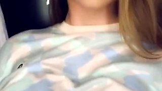 Webcam big booty brunette fucking machine toy hard