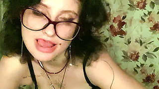 I smell like sex, will you accept the challenge to separate me?