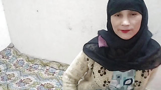 Muslim girl ko uske abbu jaan ne jabar dasti pela