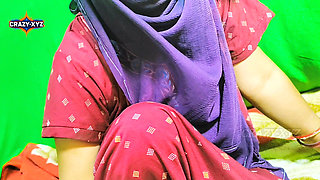 Married Indian Desi Anuty Cheats Her Husband and Gets Fucked by Her Husband's Best Friend in Home