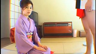 Asian beauty is in love with a small pecker