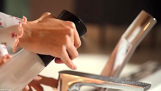 Babysitter Lucky Bee Wants Daddy's Cum