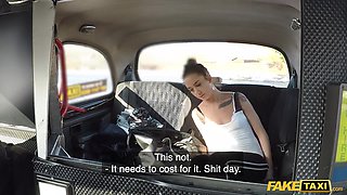 FAKE TAXI FREYA'S PUSSY WAS FILLED IN A BROKEN-DOWN CAR