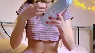 Emo Teen Becka Solo Webcam Masturbation Porn