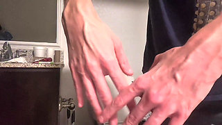 Extreme Hand Veins Mature Hands Veiny Fetish Kink