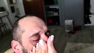 Lena Glamour - Sexy Lena - My Foot Servant