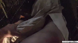 Horror Porn 3 The girl in the cage