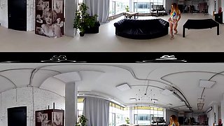 Tight Titty T-Shirt 360º - Gorgeous Babe Solo Striptease Immersive