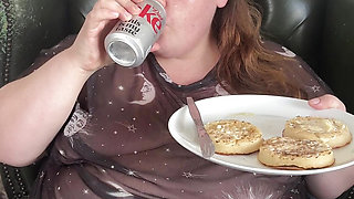 Soft & Stuffed Morning - Pancakes, Coke & Lingerie on a Big Fat Belly🐷