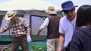 JUY-945 Shocking Cuckold Of Wife Who Was Put Out In The Camp NTR Tent In The Town Video Akari Neo