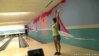 Bowling Bet For Blow Jobs With Levi Cash, Claire Dames - Brazzers