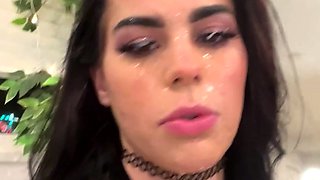 Masturbation close up Tamara big clit