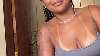 Perfect Girlfriend Loves to Express Milk Before Leaving Home