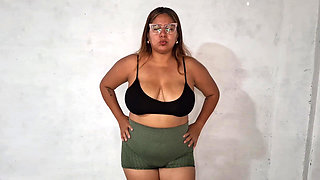 Sapphire Bounces Her Boobs During Her Exercise Routine