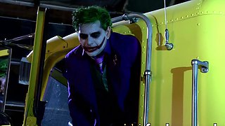 Wonder-woman attacks Joker's stash of radioactive XXX porn, defiant a crazy brawl!