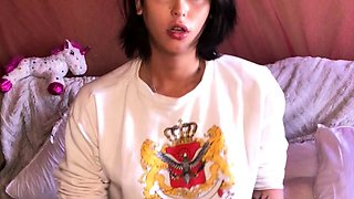 Solo webcam tranny masturbation