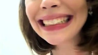 Shy_priincess masturbates in public toilet
